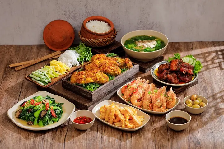 Top 15+ Quán Cơm Ngon Phố Cổ Hà Nội 2026: Bí Mật Vị Già Truyền Thống Giữa Lòng Thủ Đô Top 15+ Quán Cơm Ngon Phố Cổ Hà Nội 2026: Bí Mật Vị Già Truyền Thống Giữa Lòng Thủ Đô