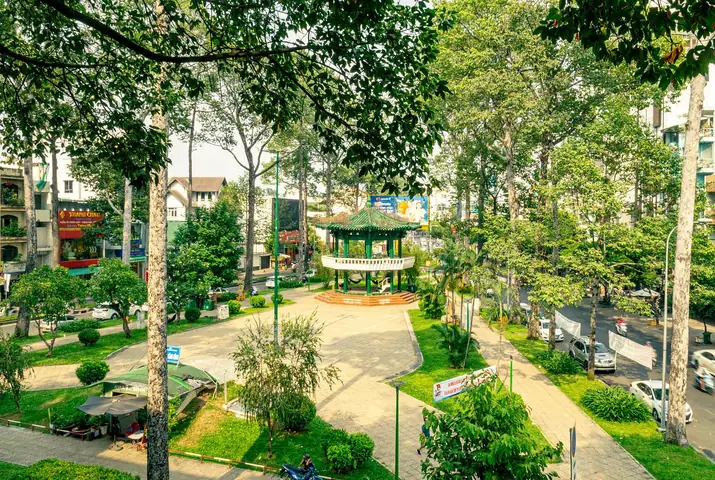 Công Viên Hòa Bình Quận 5: Địa Điểm Giải Trí, Thể Thao Và Check-in "hot" Nhất Năm 2026 – Review Chi Tiết Giá Vé, Hoạt Động, Hướng Dẫn Đi Lại