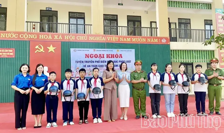 Công Viên Nước Lâm Thao Phú Thọ 2026: Trải Nghiệm Làm Mát Cực Đỉnh, Giá Vé, Hướng Dẫn Đi Lại Chi Tiết Nhất