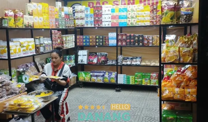 Top 15+ Cửa Hàng Đặc Sản Hội An Uy Tín, Giá Tốt Nhất Năm 2026: Mua Quà Biếu Sòng Phẳng, Ăn Ngon "nhức Nách"