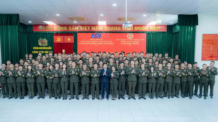 Danh Sách Cửa Khẩu Hàng Không Quốc Tế Việt Nam 2026: Cập Nhật Mới Nhất Về Sân Bay, Thủ Tục Và Xu Hướng Du Lịch