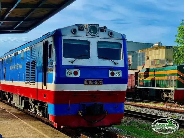 Đi Tàu Hà Nội Quy Nhơn Mất Bao Lâu? Chi Tiết Thời Gian, Lịch Chạy, Giá Vé & Trải Nghiệm Mới Nhất Năm 2026