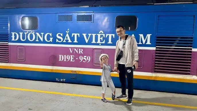 Đi Tàu Vào Nha Trang Mất Bao Lâu? Chi Tiết Thời Gian, Lịch Chạy, Giá Vé & Mẹo Du Lịch 2026 Mới Nhất