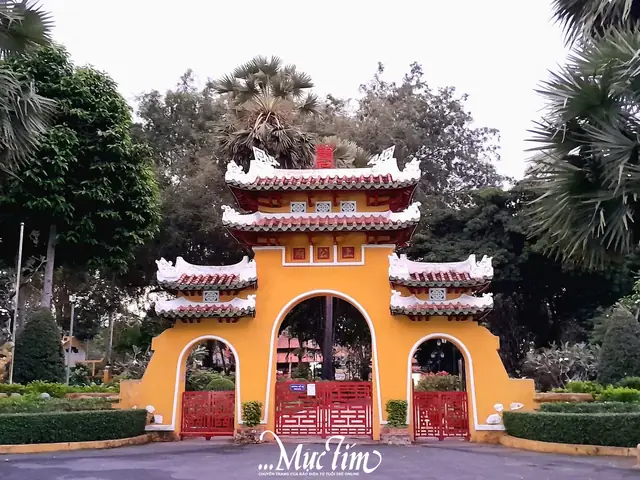 Top 15+ Địa Điểm Ăn Uống Gần Chợ Bà Chiểu Ngon, Rẻ, "chuẩn Vị Bình Dân" Cập Nhật 2026