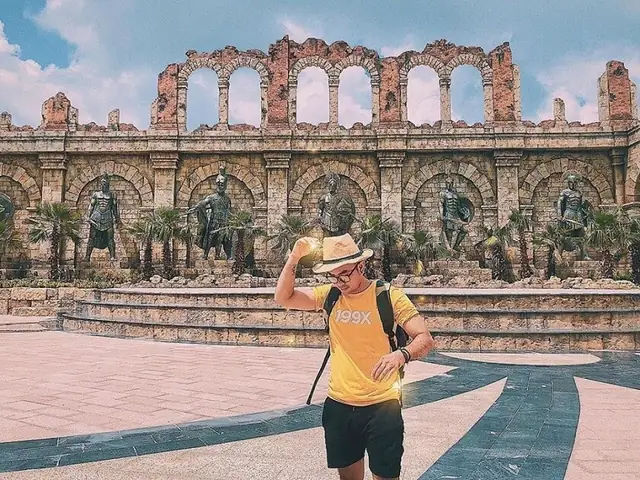 Top 20+ Địa Điểm Check-in Phú Quốc "sống Ảo" Đẹp Nhất Năm 2026: Từ Bãi Biển Hoang Sơ Đến Công Viên Chủ Đề Khủng