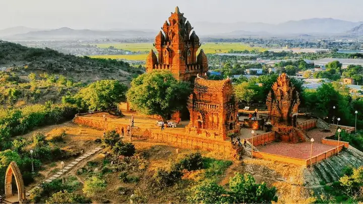 Khám Phá Phan Rang 2026: Hành Trình Chinh Phục "thành Phố Gió" Với Top Địa Điểm Du Lịch "chạm" Đến Tim Mãi Không Quên