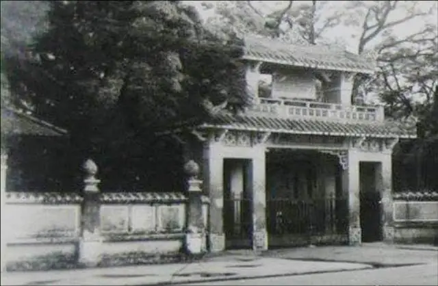 Điều Kiện Thi Vào Trường Quốc Học Huế 2026: Chi Tiết Tuyển Sinh, Chỉ Tiêu, Điểm Chuẩn Và Kinh Nghiệm Ôn Thi Hiệu Quả