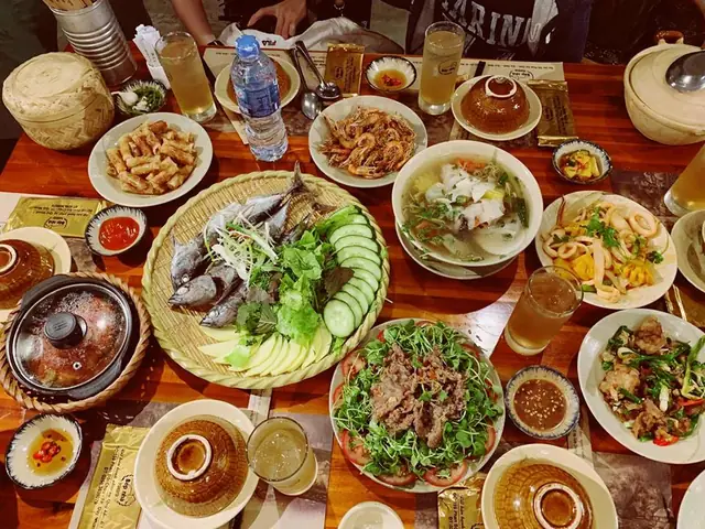 Top 25+ Đồ Ăn Ngon Ở Quy Nhơn 2026: Hướng Dẫn Ăn Chơi "chuẩn Người Địa Phương", Giá Cập Nhật, Review Chi Tiết