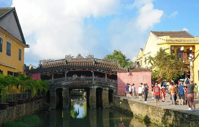 Hướng Dẫn Du Lịch Huế - Hội An Tự Túc Đầy Đủ Năm 2026: Lộ Trình, Giá Thành, Ăn Uống Và Lưu Ý