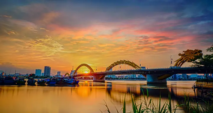 Hướng Dẫn Du Lịch Huế - Hội An Tự Túc Đầy Đủ Năm 2026: Lộ Trình, Giá Thành, Ăn Uống Và Lưu Ý