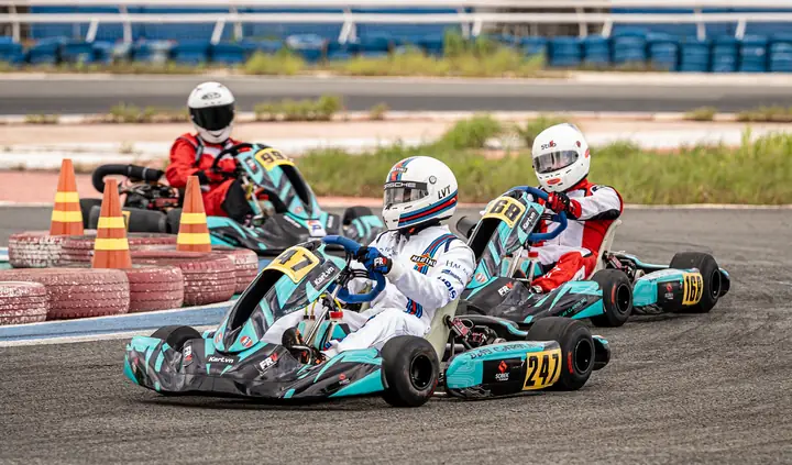 Trải Nghiệm Đua Xe Go Kart Đại Nam 2026: Giá Vé, Mẹo Chơi, Review Chi Tiết Và Những Điều Bạn Cần Biết Trước Khi Đi Trải Nghiệm Đua Xe Go Kart Đại Nam 2026: Giá Vé, Mẹo Chơi, Review Chi Tiết Và Những Điều Bạn Cần Biết Trước Khi Đi