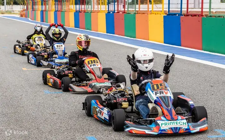 Trải Nghiệm Đua Xe Go Kart Đại Nam 2026: Giá Vé, Mẹo Chơi, Review Chi Tiết Và Những Điều Bạn Cần Biết Trước Khi Đi Trải Nghiệm Đua Xe Go Kart Đại Nam 2026: Giá Vé, Mẹo Chơi, Review Chi Tiết Và Những Điều Bạn Cần Biết Trước Khi Đi