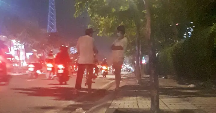 Thực Trạng "gái Đứng Đường" Ở Nha Trang Năm 2026: Góc Nhìn Pháp Lý, Xã Hội Và Cảnh Báo Du Lịch An Toàn Thực Trạng "gái Đứng Đường" Ở Nha Trang Năm 2026: Góc Nhìn Pháp Lý, Xã Hội Và Cảnh Báo Du Lịch An Toàn