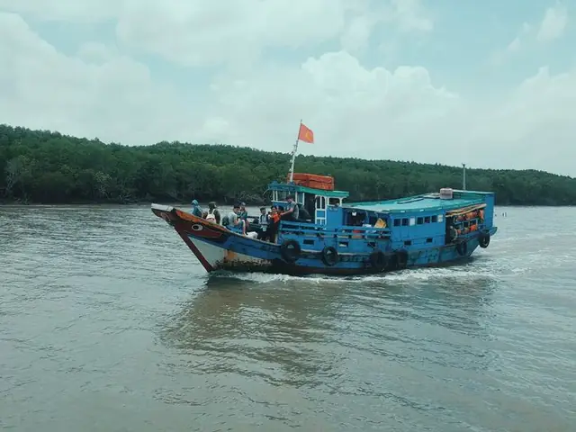 Lịch Trình Chi Tiết Giờ Tàu Ra Đảo Thạnh An 2026: Giá Vé, Quy Trình Đăng Ký Và Kinh Nghiệm Du Lịch Trọn Vẹn