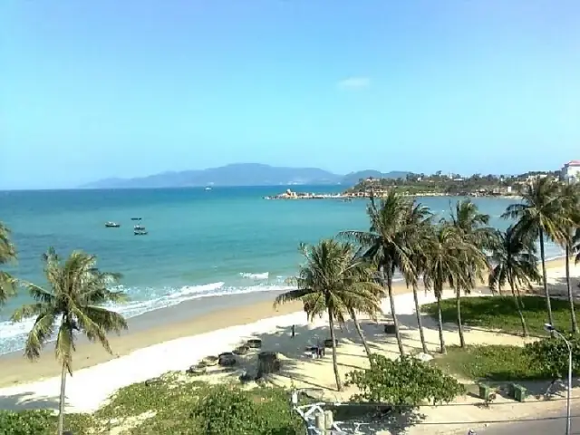 Sầm Sơn Thanh Hóa 2026: Hành Trình Khám Phá Biển Xanh Cát Trắng, Di Sản Lịch Sử Và Ẩm Thực Đặc Sắc
