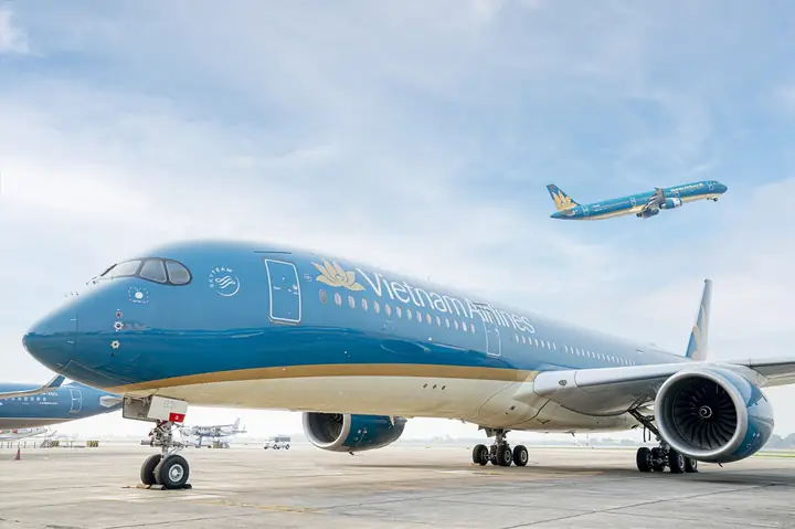 Vietnam Airlines 2026: Hành Trình Vươn Tới Đỉnh Cao Hàng Không Châu Á – Đánh Giá Chi Tiết, Hành Trình Phát Triển, Hàng Không Tàu & Xu Hướng Tương Lai