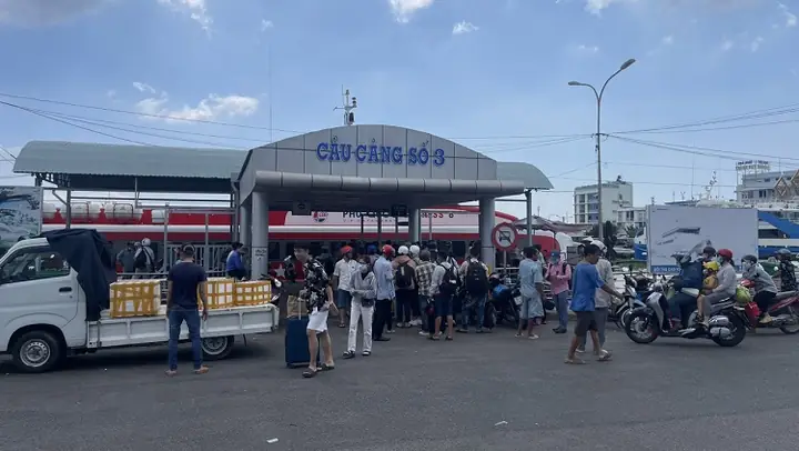 Hướng Dẫn Chi Tiết Gửi Xe Máy Từ Rạch Giá Ra Phú Quốc Năm 2026: Quy Trình, Giá Cả, Lưu Ý Và Mẹo Tiết Kiệm