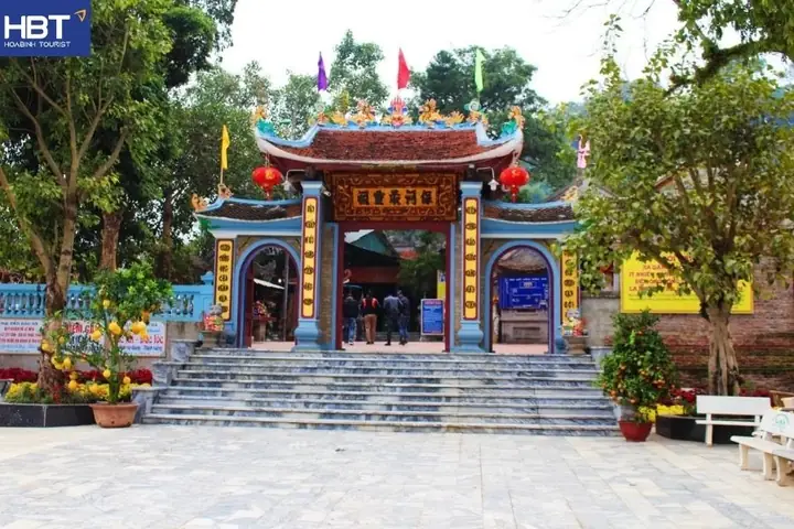 Hà Nội Đi Đền Ông Hoàng Bay Bao Nhiêu Km? Chi Tiết Hướng Dẫn Đường Đi, Kinh Nghiệm Và Lịch Lễ Mới Nhất Năm 2026