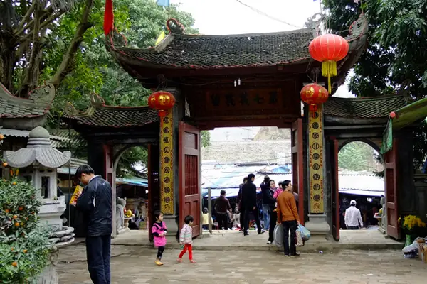 Hà Nội Đi Đền Ông Hoàng Bay Bao Nhiêu Km? Chi Tiết Hướng Dẫn Đường Đi, Kinh Nghiệm Và Lịch Lễ Mới Nhất Năm 2026