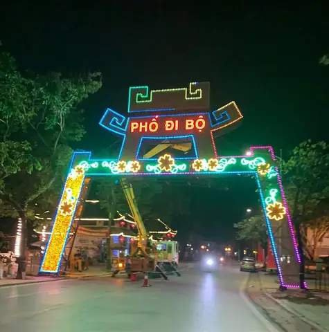 Hà Nội Về Đêm 2026: Hành Trình Qua Ống Kính Của Thành Phố Không Ngủ Hà Nội Về Đêm 2026: Hành Trình Qua Ống Kính Của Thành Phố Không Ngủ