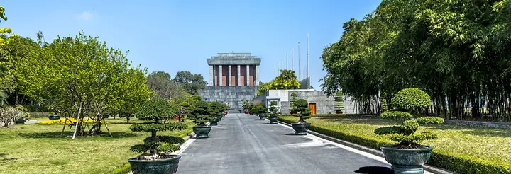 Quy Định Trang Phục Tại Khu Di Tích Chủ Tịch Hồ Chí Minh Năm 2026: Hướng Dẫn Chi Tiết, Lưu Ý Quan Trọng Và Kinh Nghiệm Thực Tế