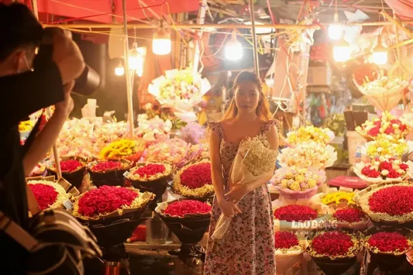 Hồ Quảng Bá Tây Hồ Hà Nội 2026: Hướng Dẫn Trải Nghiệm Toàn Diện, Check-in "sống Ảo" & Ăn Uống Ngon Gần Hồ