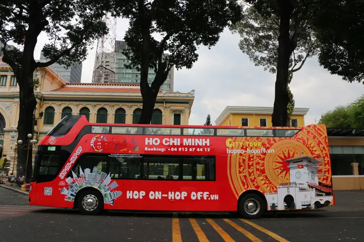 Hop On Hop Off Bus Tour 2026: Trải Nghiệm Du Lịch Linh Hoạt, Tiết Kiệm & Trọn Vẹn Nhất