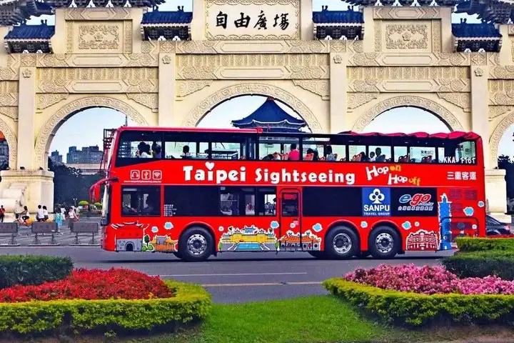 Hop On Hop Off Bus Tour 2026: Trải Nghiệm Du Lịch Linh Hoạt, Tiết Kiệm & Trọn Vẹn Nhất
