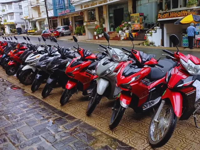 Top Khách Sạn Cho Thuê Xe Máy Ở Đà Lạt 2026: Review Chi Tiết, Giá Cả & Mẹo Chọn Đúng Chuẩn "chân Ái"