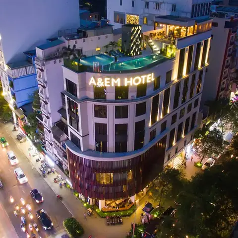 Top 15+ Khách Sạn Đẹp Giá Rẻ Ở TP.HCM 2026: Review Chi Tiết, Giá Cả, Địa Chỉ Và Mẹo Săn Deal "chuẩn Không Cần Chỉnh"