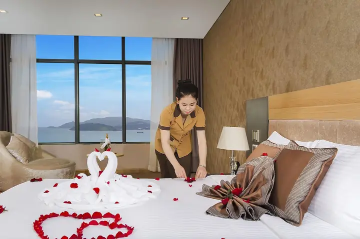 Khách Sạn Hoa Mai Nha Trang 2026: Review Chi Tiết Giá, Phòng, Tiện Nghi & Trải Nghiệm Thực Tế Cập Nhật Mới Nhất