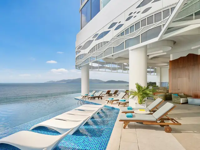 Top 15+ Khách Sạn Tốt Nhất Tại Nha Trang Năm 2026: Review Chi Tiết, Giá Cả & Kinh Nghiệm Chọn Phù Hợp Mỗi Túi Tiền