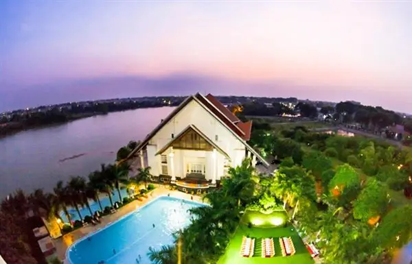 Top 10+ Khu Vui Chơi Ven Sông Hồng Hà Nội 2026: Địa Điểm "sống Ảo" Check-in, Ăn Uống, Giải Trí Đêm Cuối Tuần Lý Tưởng