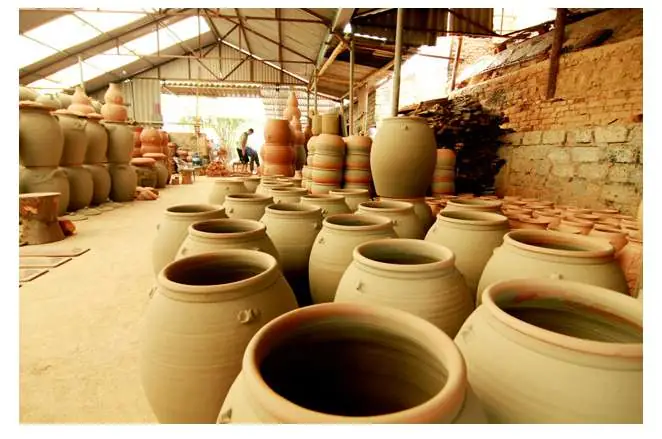 Làng Gốm Bát Tràng Tiếng Anh Là Gì? Từ Vựng, Câu Giao Tiếp & Hướng Dẫn Du Lịch Chi Tiết Nhất 2026
