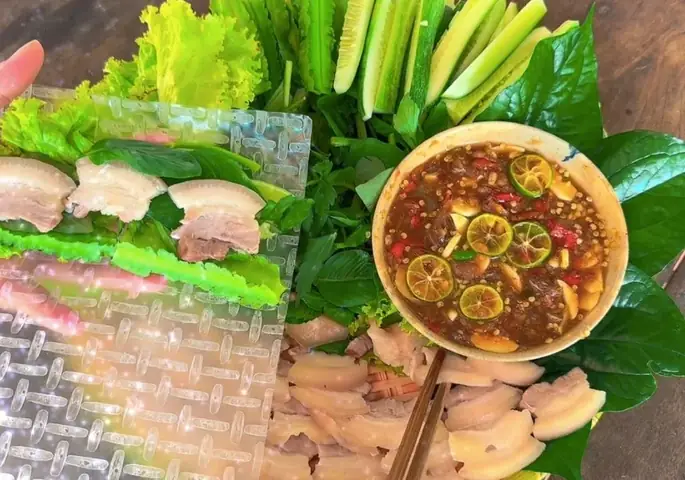 Mắm Chua Thịt Luộc Tây Ninh: Hương Vị Đặc Sản "chinh Phục" Thực Khách Năm 2026 – Bí Quyết Chọn Mua, Ăn Ngon Và Bảo Quản Chuẩn Vị
