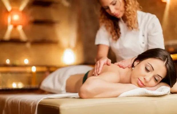 Massage Từ A Đến Z Ở Nha Trang 2026: Cẩm Nang Trọn Vẹn Địa Chỉ, Giá Cả, Mẹo Chọn & Xu Hướng Mới Nhất