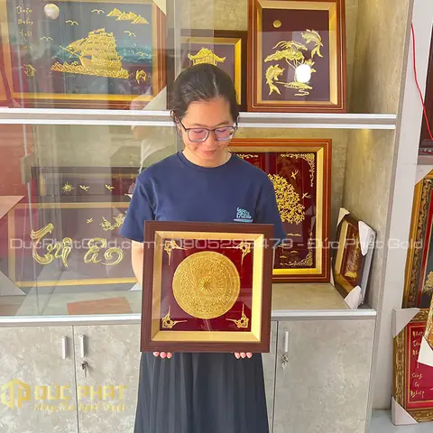 Top Địa Chỉ Mua Quà Lưu Niệm Cho Người Nước Ngoài Ở Việt Nam 2026: Hướng Dẫn Chọn Quà "chuẩn Gu" Quốc Tế Top Địa Chỉ Mua Quà Lưu Niệm Cho Người Nước Ngoài Ở Việt Nam 2026: Hướng Dẫn Chọn Quà "chuẩn Gu" Quốc Tế