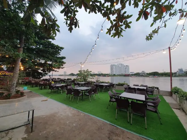 Nhà Hàng Bên Sông Bình Lợi 2026: Địa Điểm "check-in" Sống Ảo, Ăn Ngon, View Sông Thơ Mộng Cực Đỉnh Quận 8