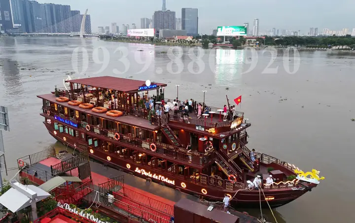Top 10+ Nhà Hàng Trên Sông Bạch Đằng Đà Nẵng 2026: View Đẹp, Ăn Ngon, Check-in "sống Ảo" Cực Đỉnh