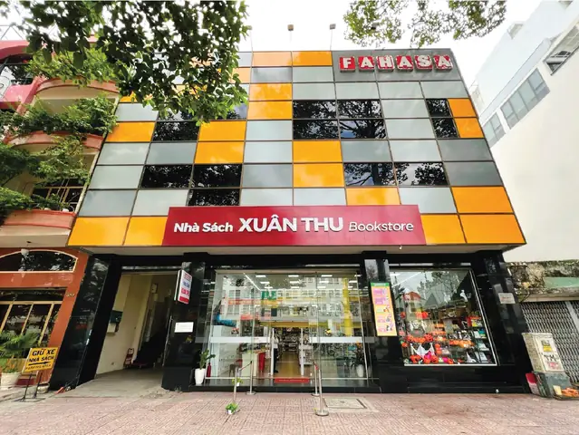 Nhà Sách Fahasa Trần Hưng Đạo 2026: Địa Chỉ Văn Hóa Đỉnh Cao, Không Gian Đọc Sách Hiện Đại Và Trải Nghiệm Khách Hàng Mới