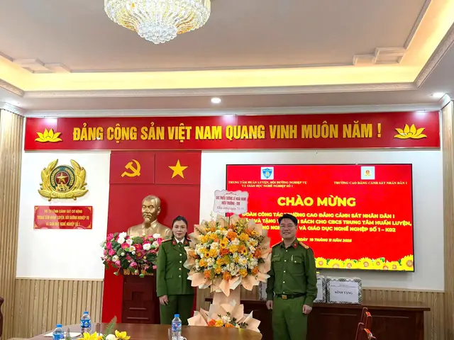 Nhà Sách Giáo Dục Trung Kính 2026: Địa Chỉ Uy Tín, Kho Sách Khổng Lồ & Trải Nghiệm Mua Sắm Đỉnh Cao Cho Người Việt