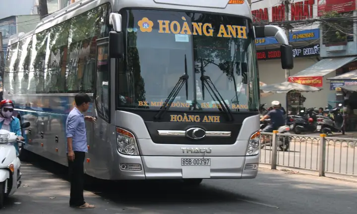 Nhà Xe Hoàng Anh Đà Lạt 2026: Review Chi Tiết Lịch Trình, Giá Vé, Chất Lượng Phục Vụ & Kinh Nghiệm Đi Xe "chuẩn Không Cần Chỉnh"