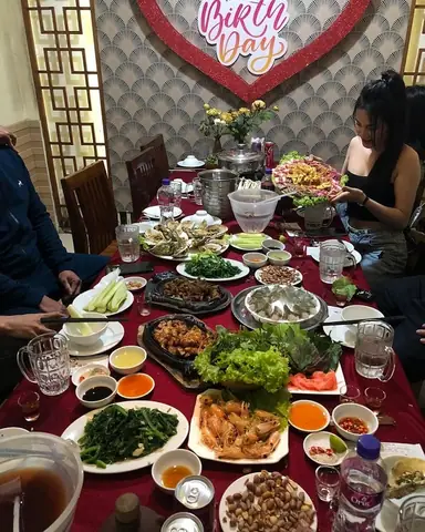 Top Những Quán Ăn Ngon Ở Thanh Hóa 2026: Hành Trình Khám Phá Ẩm Thực Đất Mũi Từ Phố Cổ Đến Biển Đông