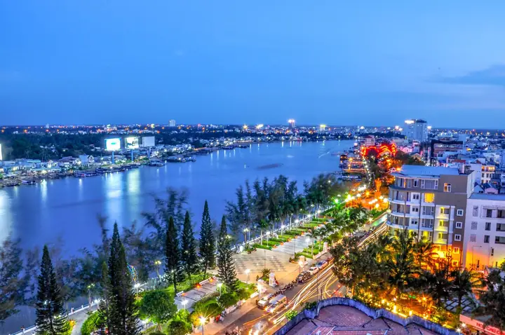 Khám Phá Ninh Kiều Cần Thơ 2026: Hướng Dẫn Đầy Đủ Những Gì Có Ở "trái Tim" Tây Đô