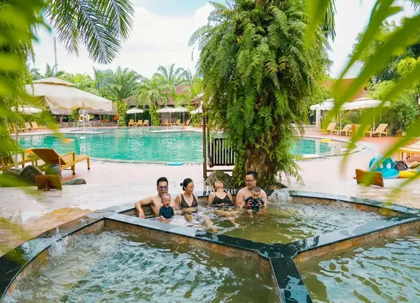 Top 10+ Resort Có Bể Bơi Nước Nóng Gần Hà Nội Đáng Trải Nghiệm Nhất Năm 2026: Review Chi Tiết, Giá Cả & Mẹo Đặt Phòng Thông Minh