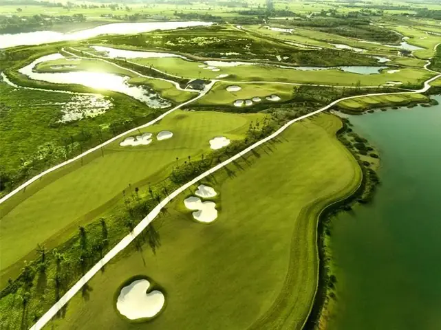 Top 10 Sân Golf Đẹp Nhất Việt Nam Năm 2026: Hành Trình Chinh Phục "thiên Đường" Của Người Chơi Golf