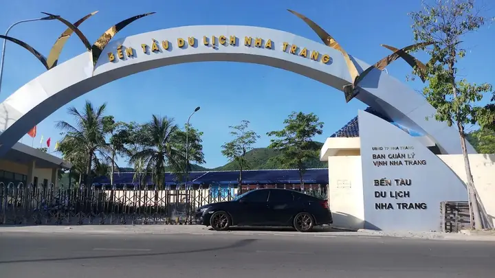Tàu Du Lịch Đi Nha Trang 2026: Hành Trình "không Gian - Thời Gian" Trên Đường Sắt Hội An - Nha Trang Và Các Tuyến Mới Nhất