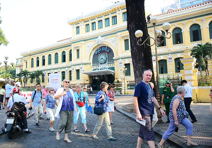 Hành Trình Khám Phá Thành Phố Hồ Chí Minh 2026: Cẩm Nang Du Lịch Toàn Diện Cho Người Mới Đến Và Những "tín Đồ" Du Lịch Hành Trình Khám Phá Thành Phố Hồ Chí Minh 2026: Cẩm Nang Du Lịch Toàn Diện Cho Người Mới Đến Và Những "tín Đồ" Du Lịch