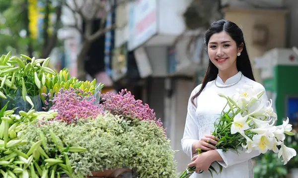 Tháng 10 Mùa Hoa Gì Ở Hà Nội 2026: Hành Trình Săn Hoa Đẹp Nhất Thu Hà Thành