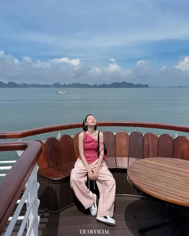 Thời Tiết Hạ Long Tháng 3 Năm 2026: Chi Tiết, Kinh Nghiệm Du Lịch & Những Điều Cần Biết Trước Khi Đi Thời Tiết Hạ Long Tháng 3 Năm 2026: Chi Tiết, Kinh Nghiệm Du Lịch & Những Điều Cần Biết Trước Khi Đi